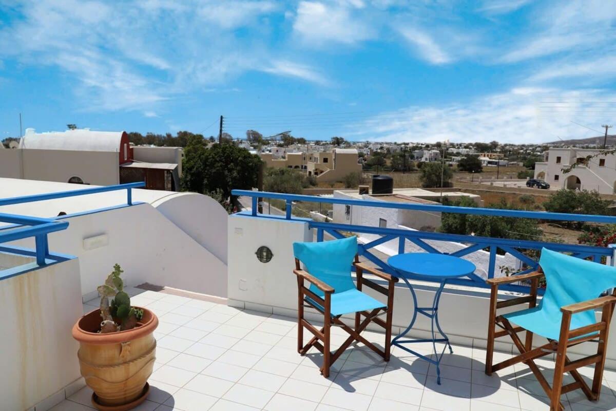 Santorini Seaside Retreat - Flora'S Summer Escape Perissa  Buitenkant foto