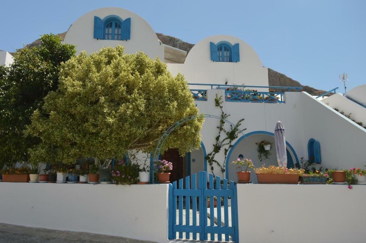 Santorini Seaside Retreat - Flora'S Summer Escape Perissa  Buitenkant foto