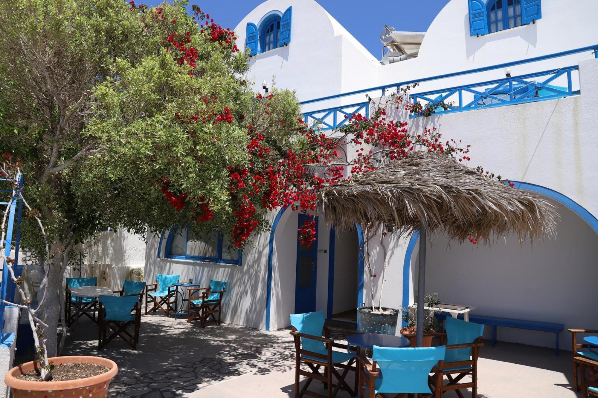 Santorini Seaside Retreat - Flora'S Summer Escape Perissa  Buitenkant foto